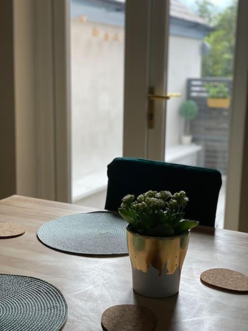 Sea Biscuit Cottage, スカーバラ エクステリア 写真